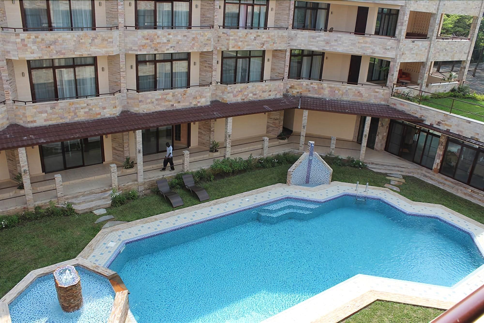 Vista Exterior Roca Golf Hotel