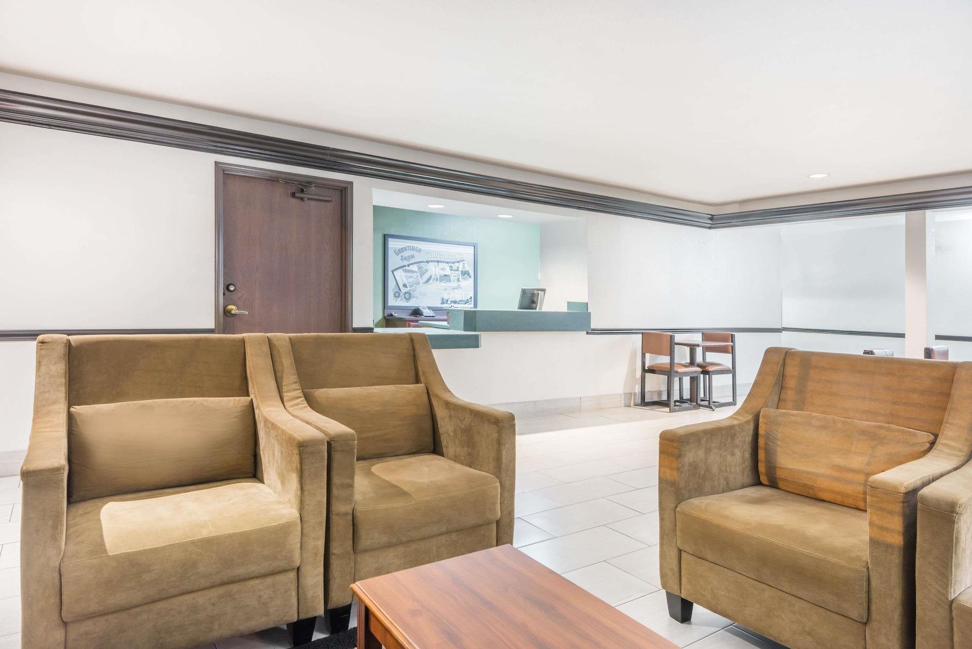 Vista Lobby Super 8 by Wyndham Madison IN