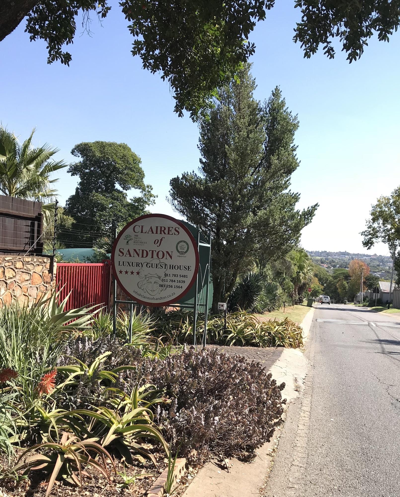 Vista Exterior Claires of Sandton