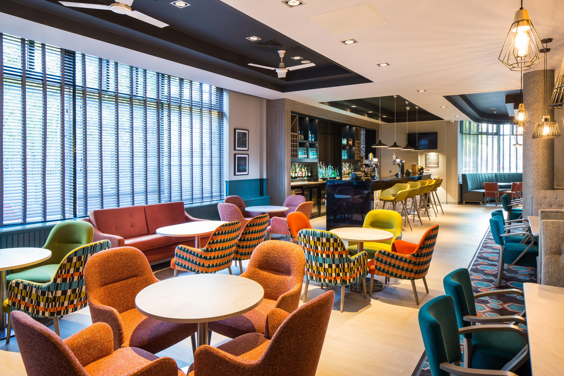 Bar/Salón Leonardo Hotel Belfast