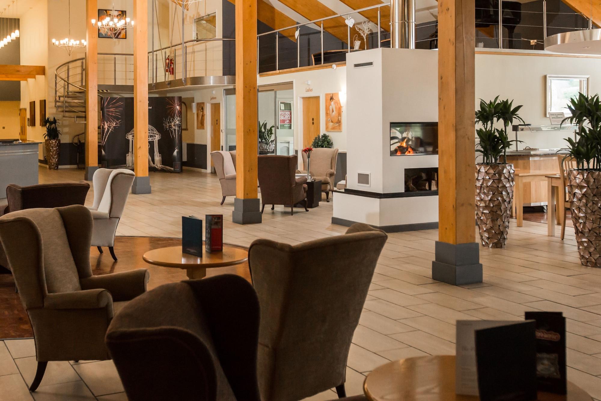 Vista Lobby Draycote Hotel and Whitefields Golf Club
