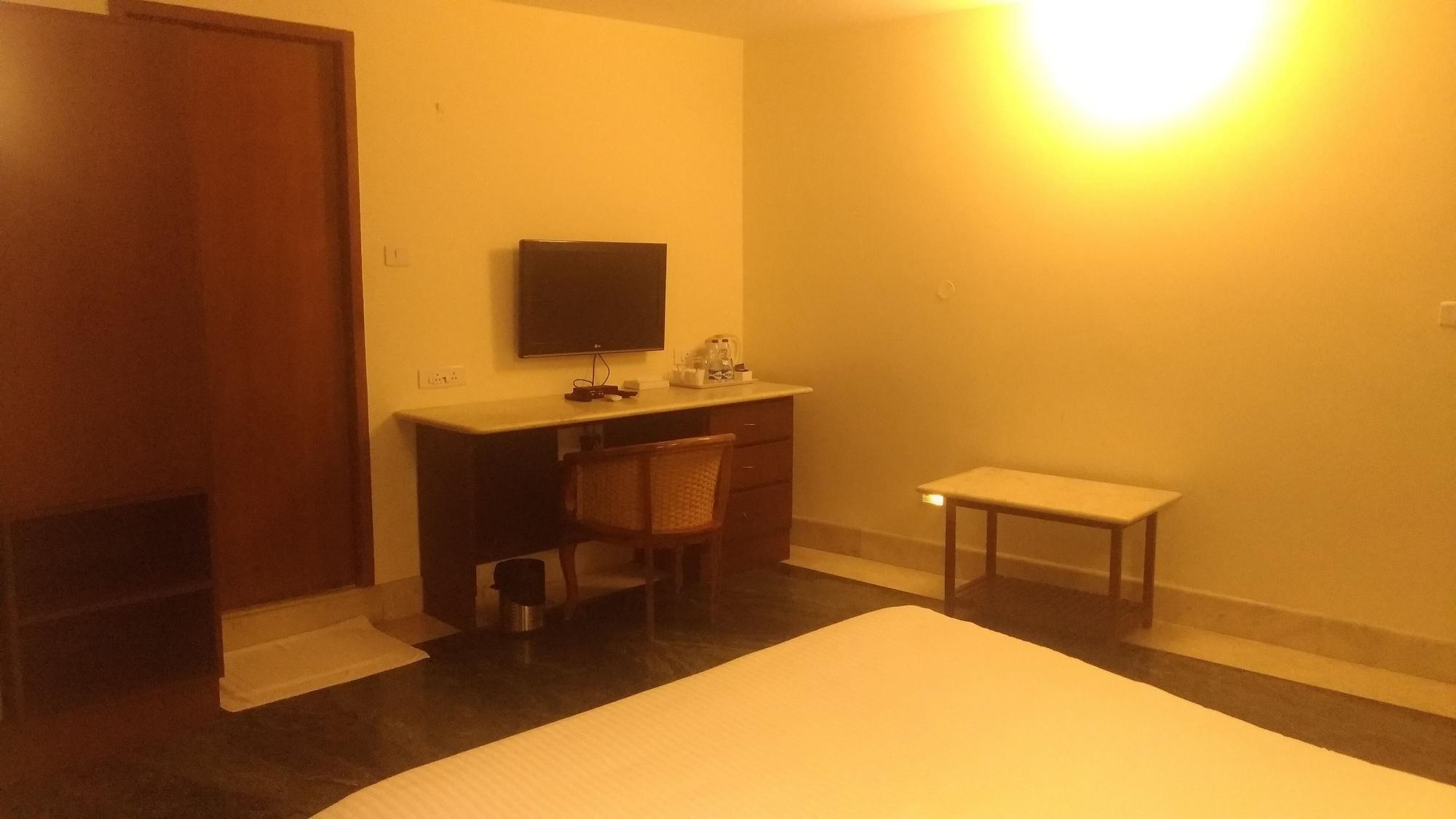 Set de Habitación Hanu Reddy Residences Poes Garden