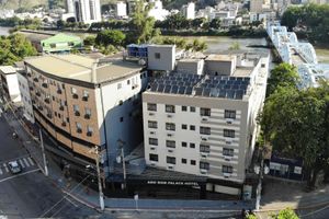 Alojamiento - Ano Bom Palace Hotel