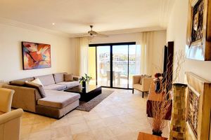 Alquiler Vacacional - Ocean Front Marina Sub Penthouse🥥
