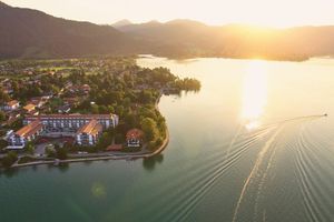 Alojamiento - Althoff Seehotel Überfahrt