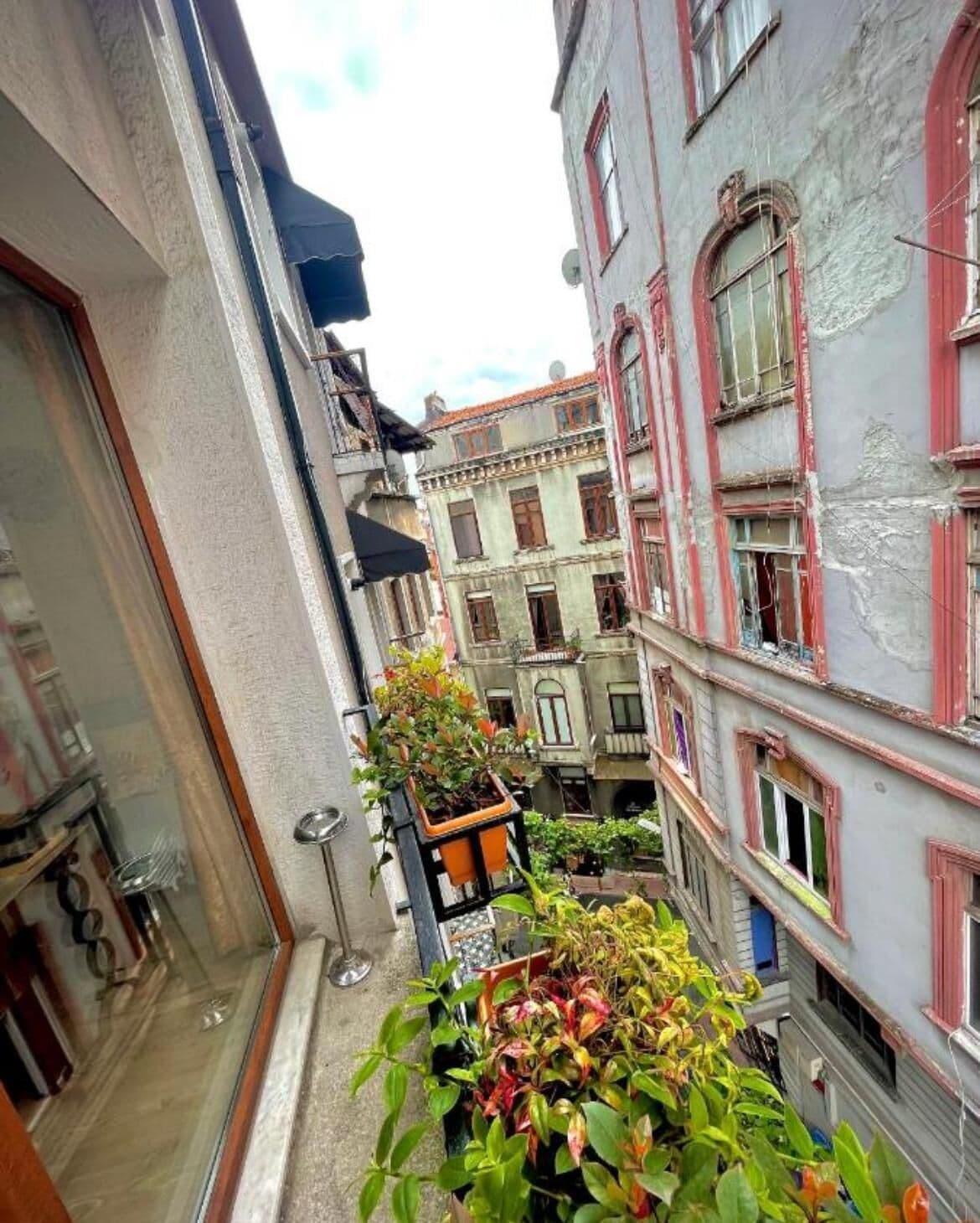 Vista Exterior Elegance Apart