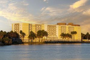 Alojamiento - Homewood Suites by Hilton Miami-Airport/Blue Lagoon