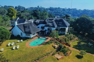 Alojamiento - Summerhill Estate