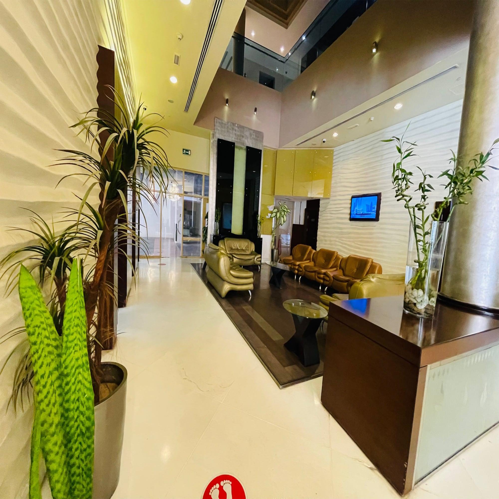 Vista Lobby Tulip Creek Hotel Apartments
