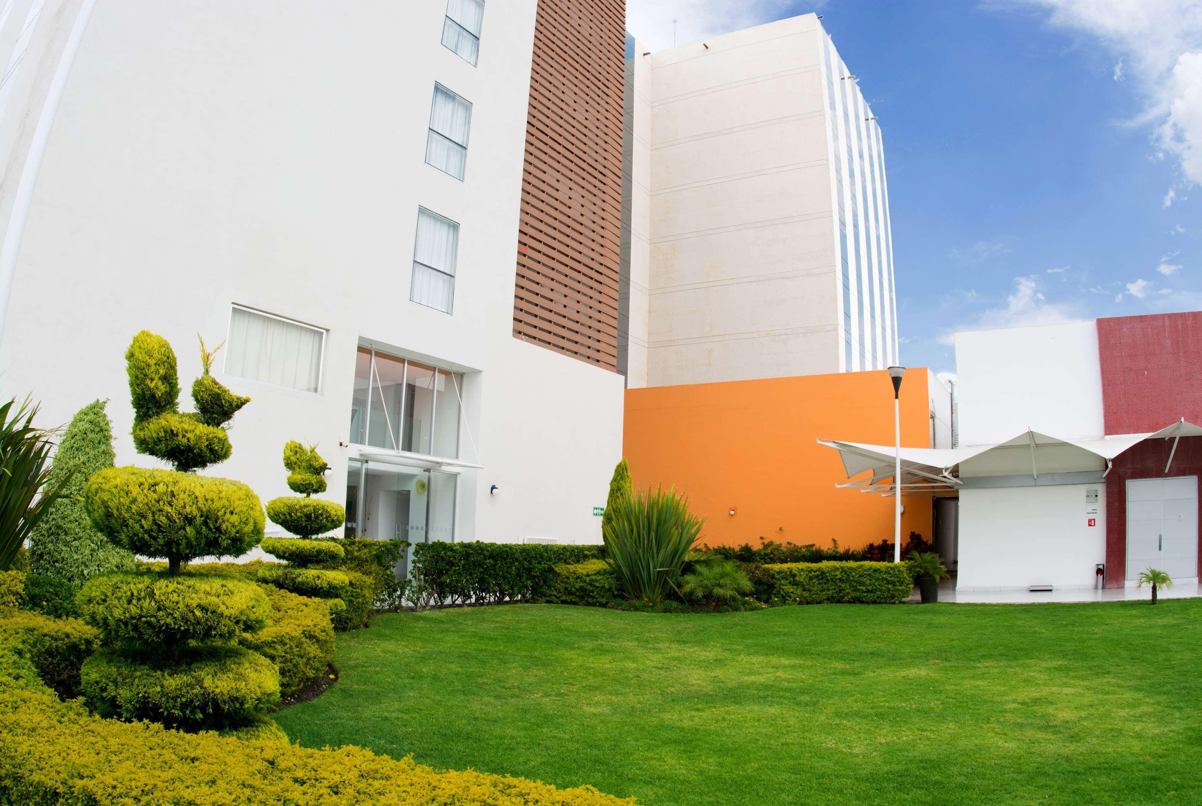 Vista Exterior Bel Air Business Salamanca, Trademark by Wyndham