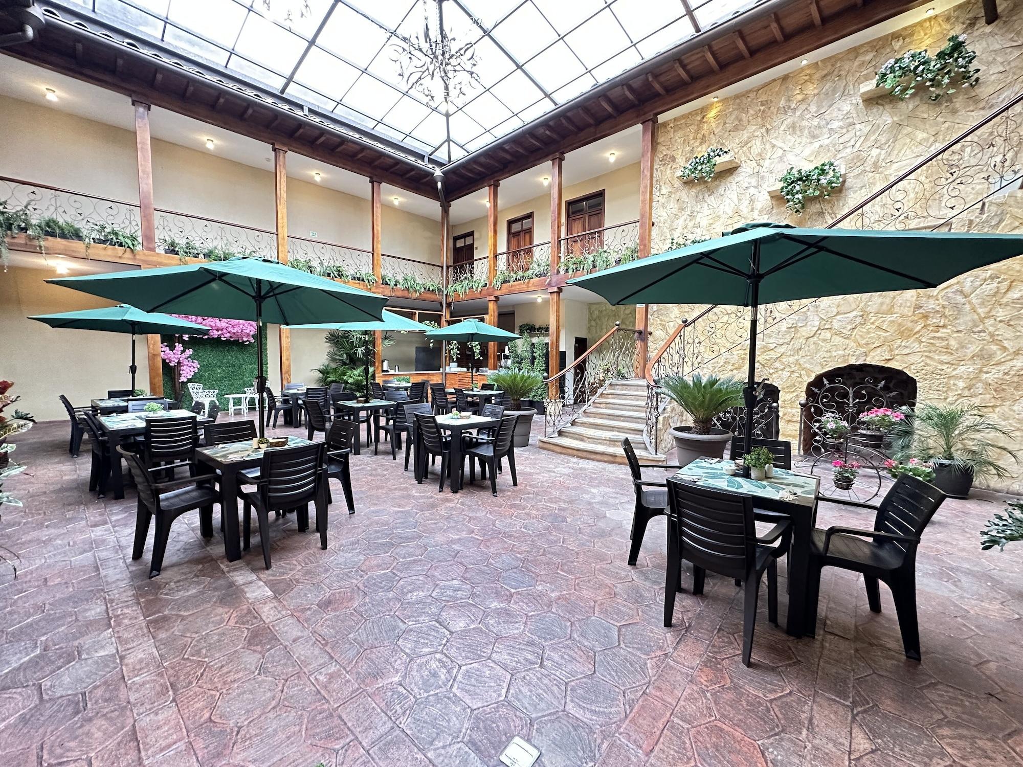 Varios NASS Central Garden