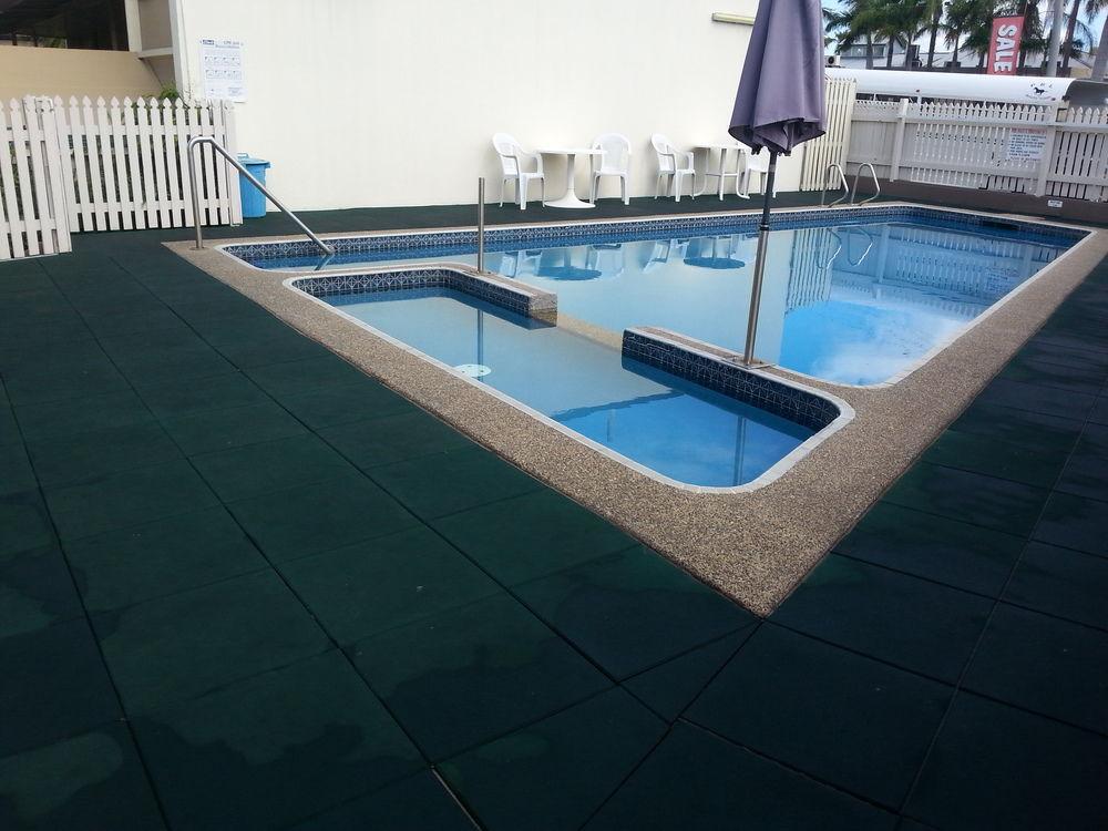 Vista Piscina Golden Fountain Motel