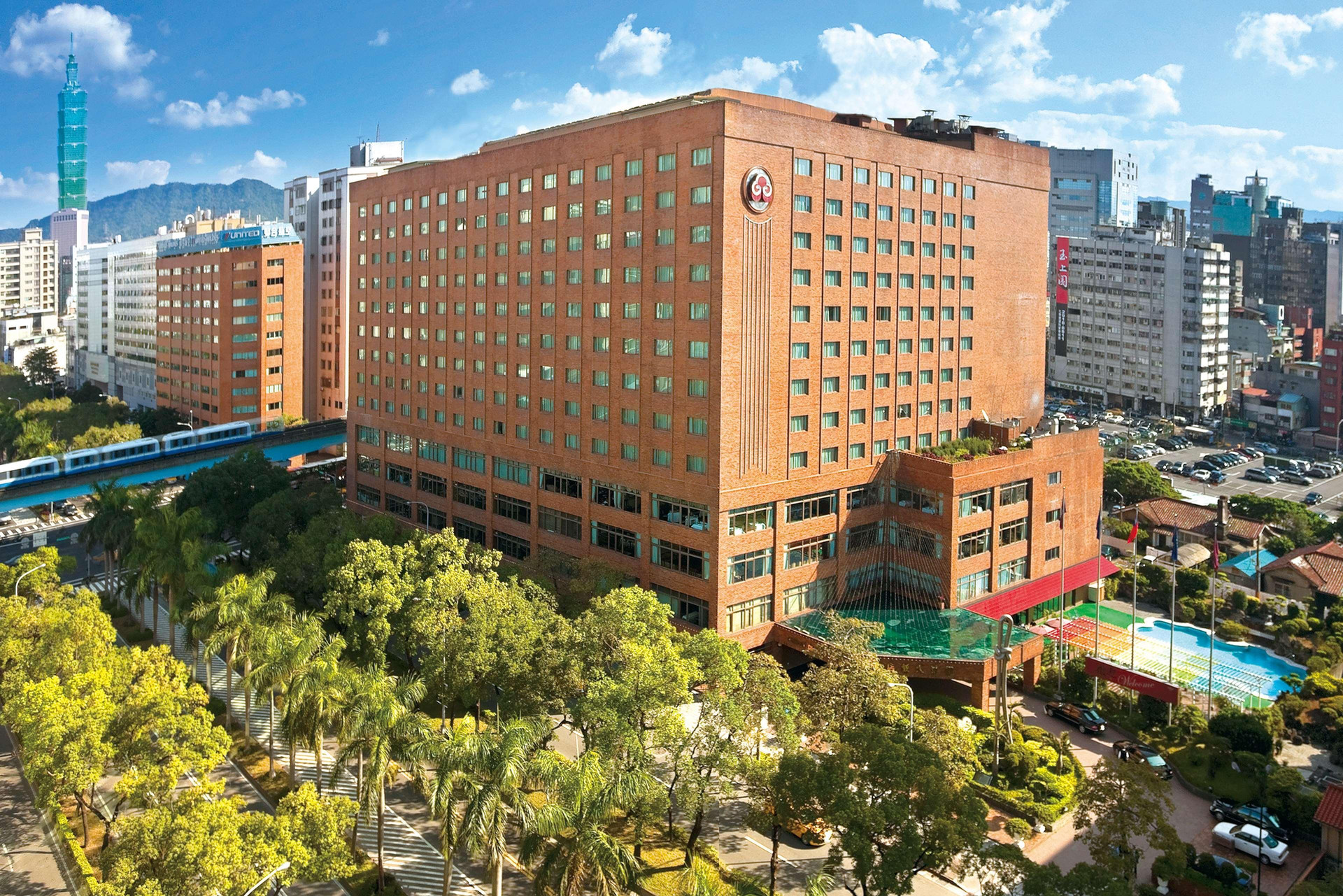 Vista Exterior The Howard Plaza Hotel Taipei