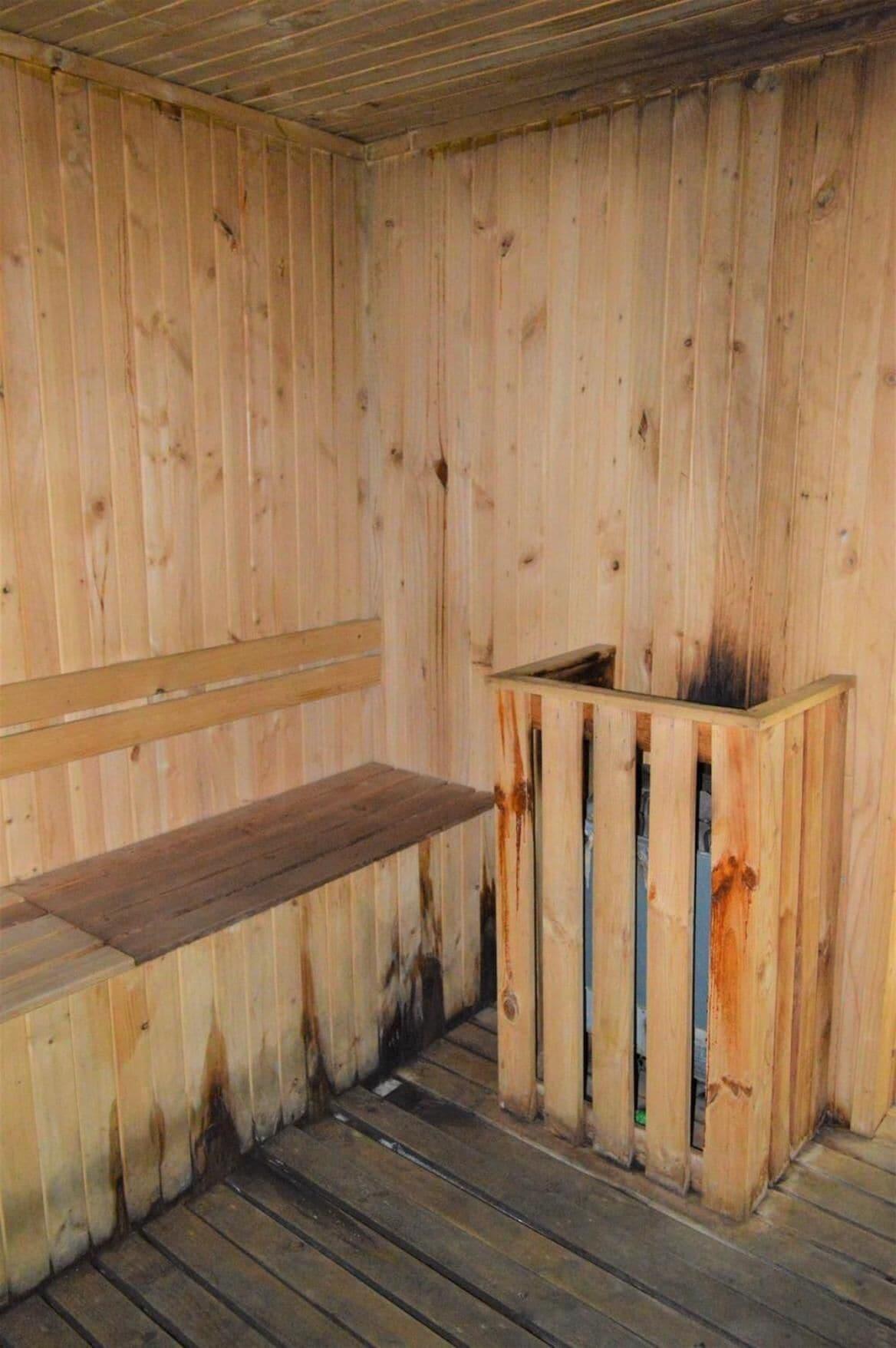 Spa Roomku at Bassura City Apartment