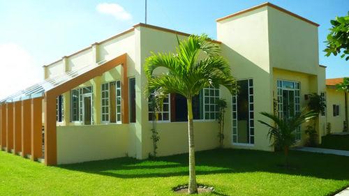 Vista Exterior Hotel La Roca