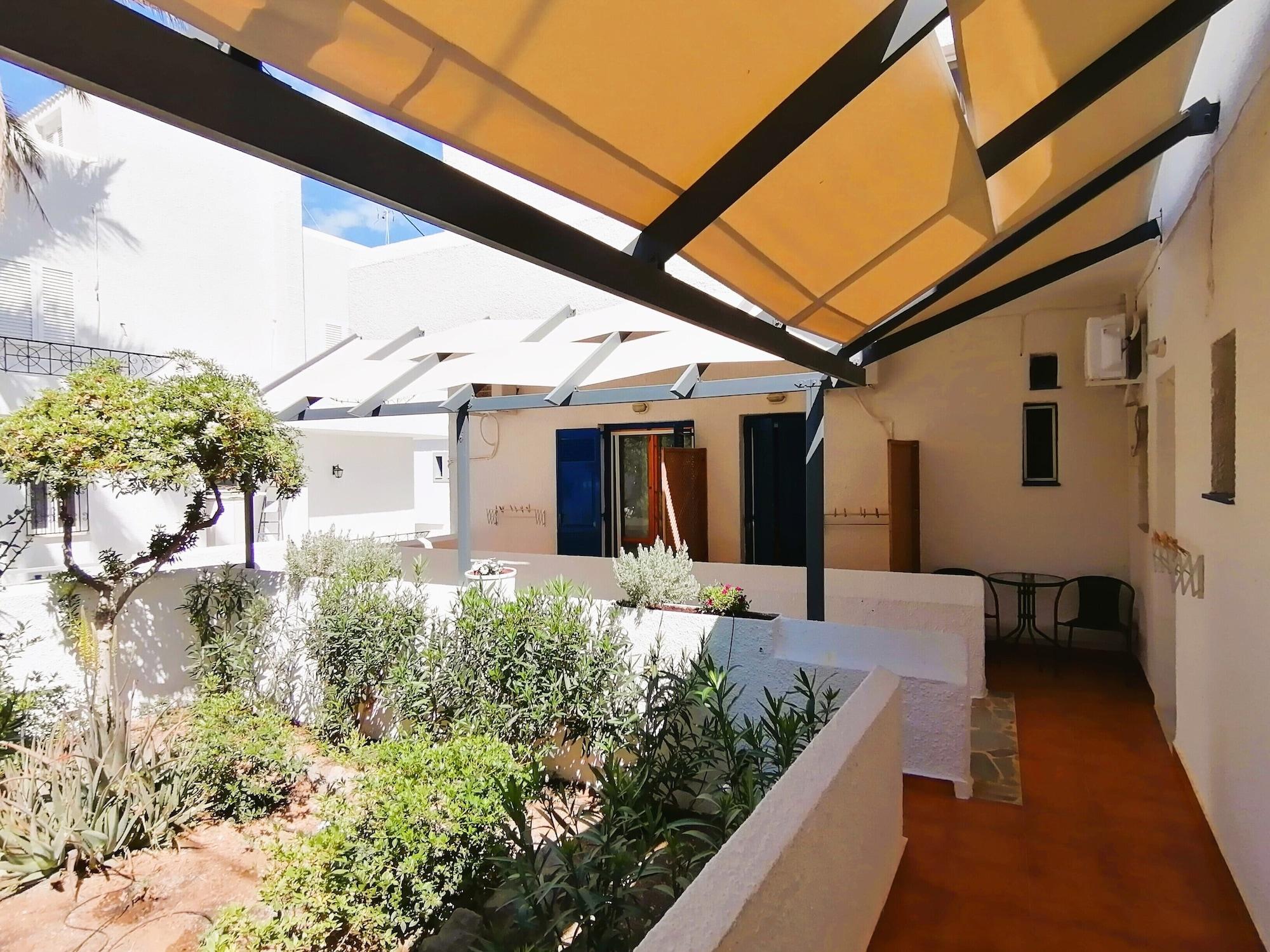 Vista Exterior Perdika Mare Guesthouse