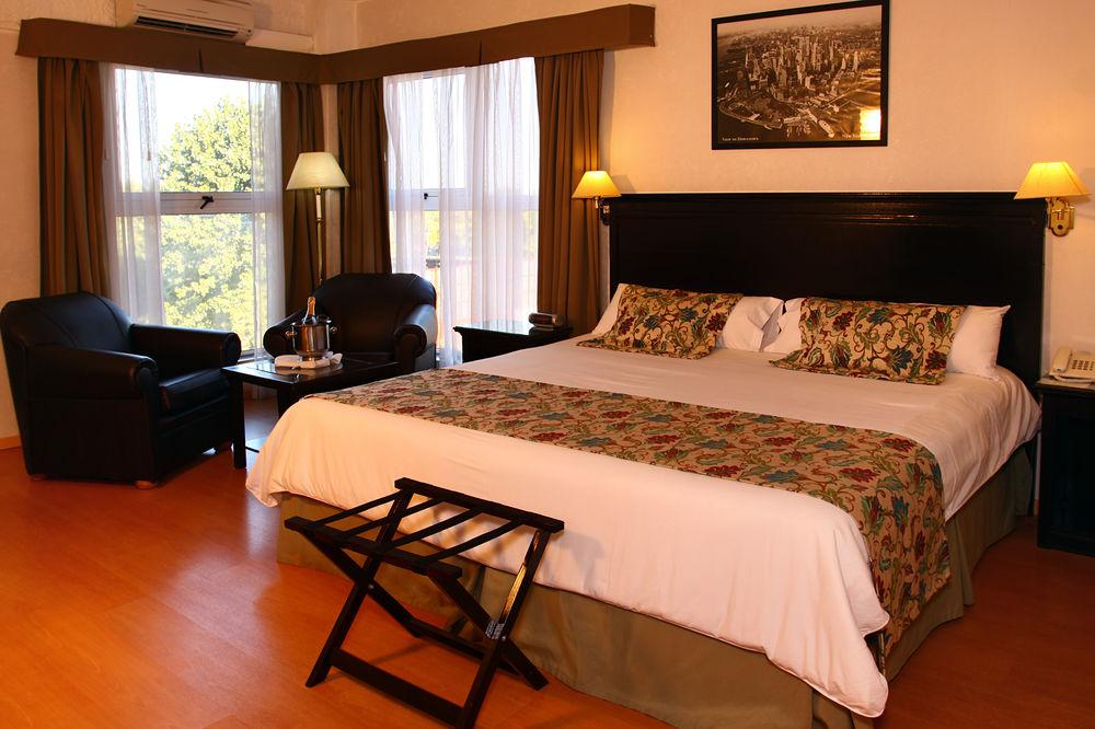 Ramada by Wyndham Buenos Aires
