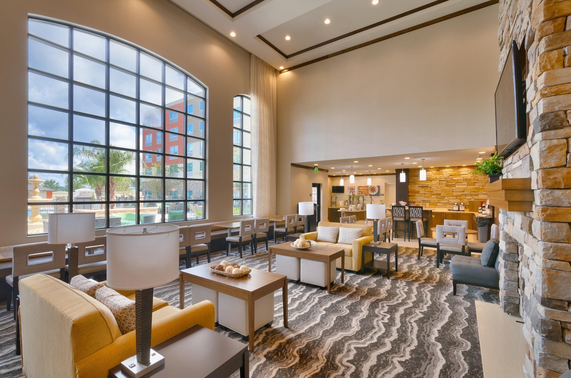 Vista Exterior Staybridge Suites Gainesville I-75 by IHG