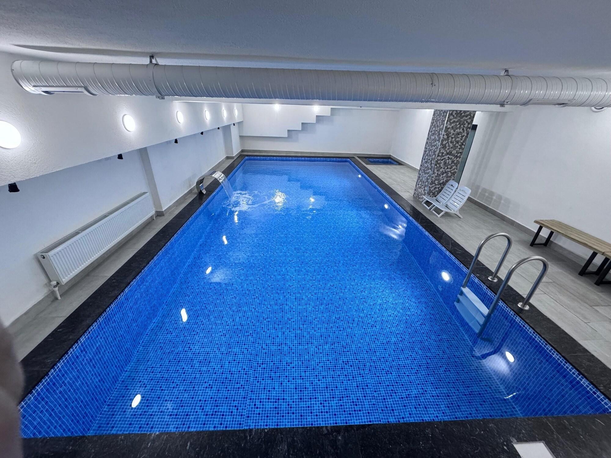 Vista Piscina The montana city hotel