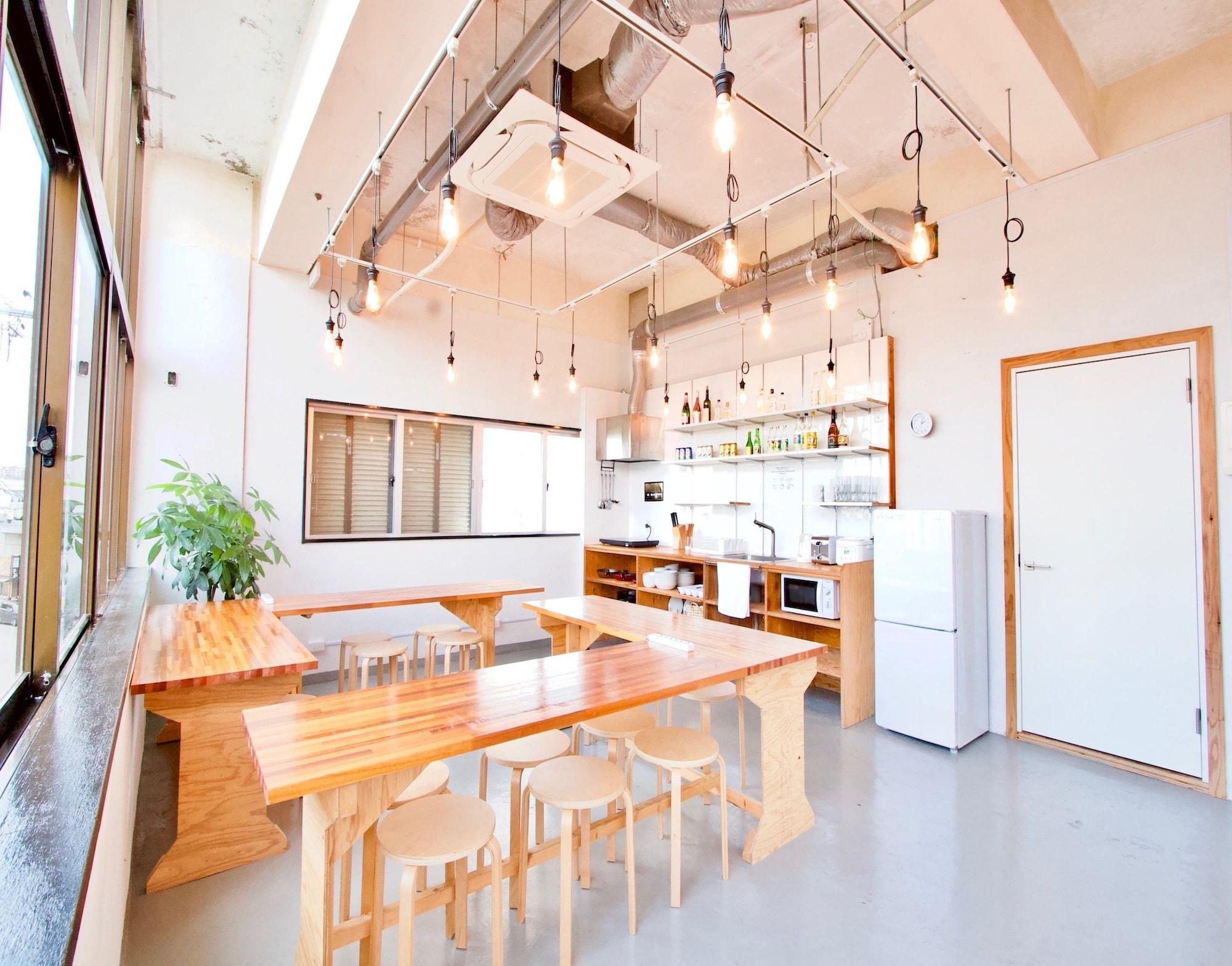 Varios Ishigaki Guesthouse Hive - Hostel