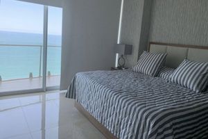 Alquiler Vacacional - New apartment on the beach. Road to the Sea Tower
