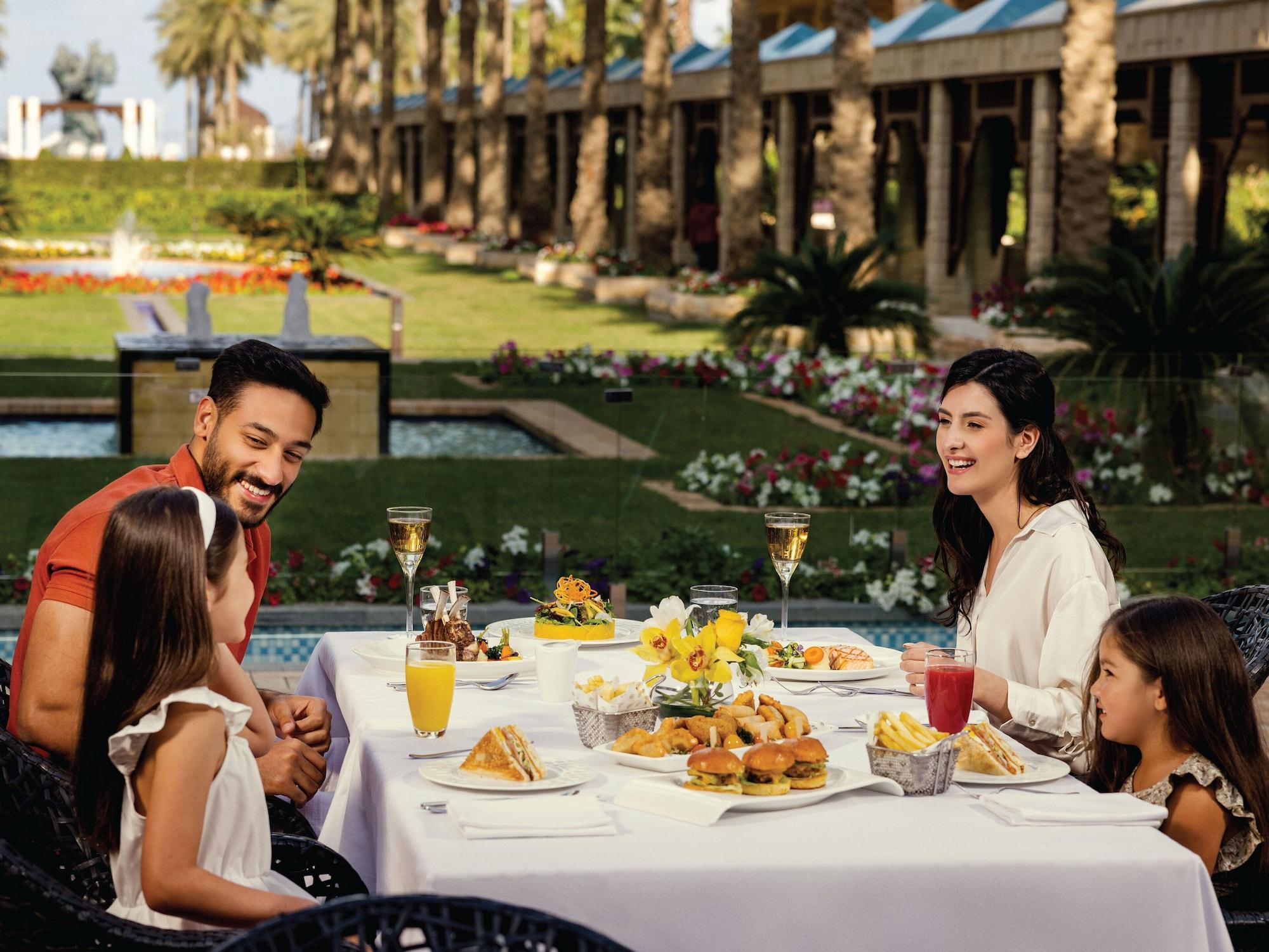 Restaurant Jumeirah Messilah Beach Kuwait