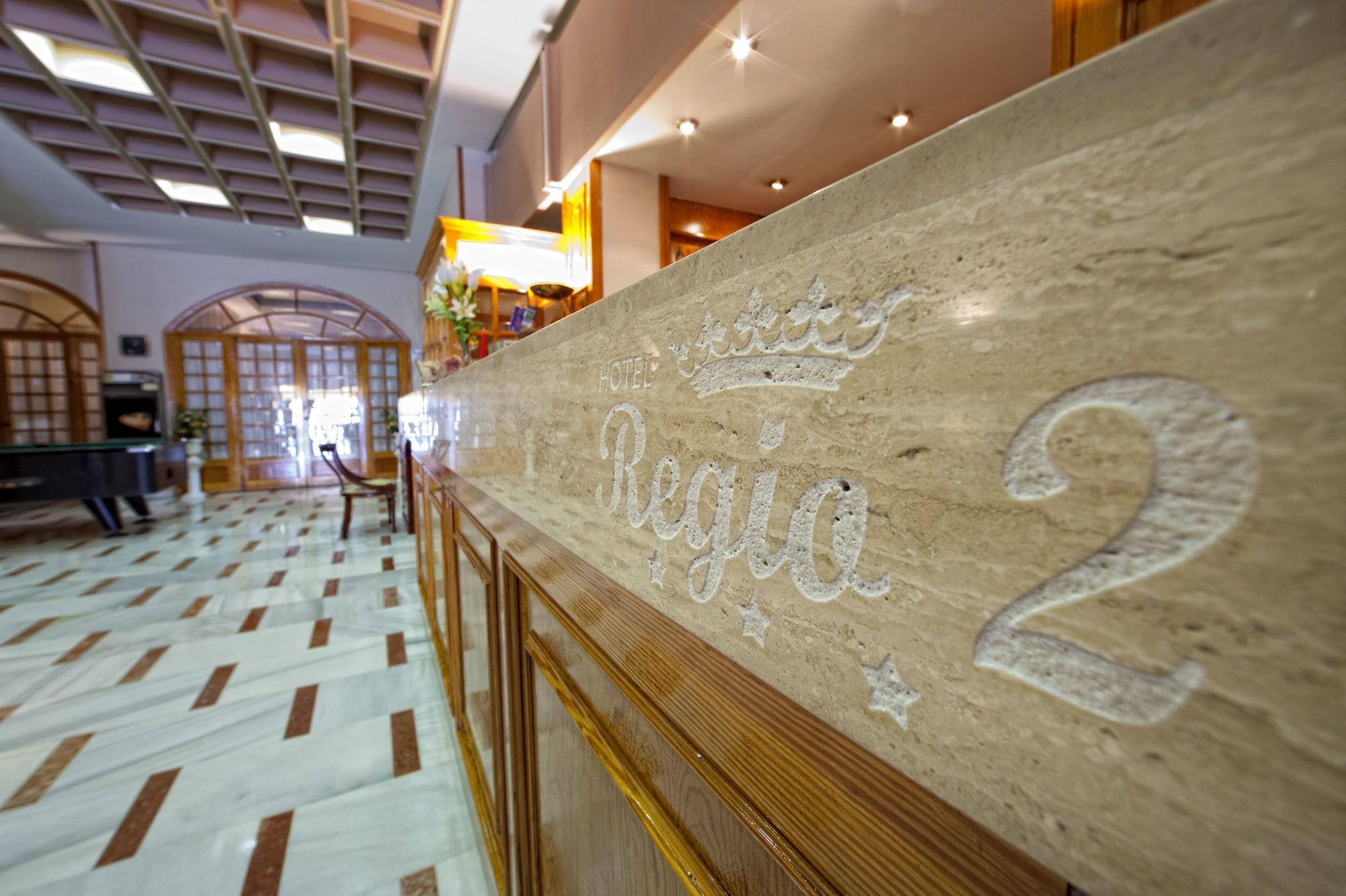 Vista Lobby Hotel Regio 2