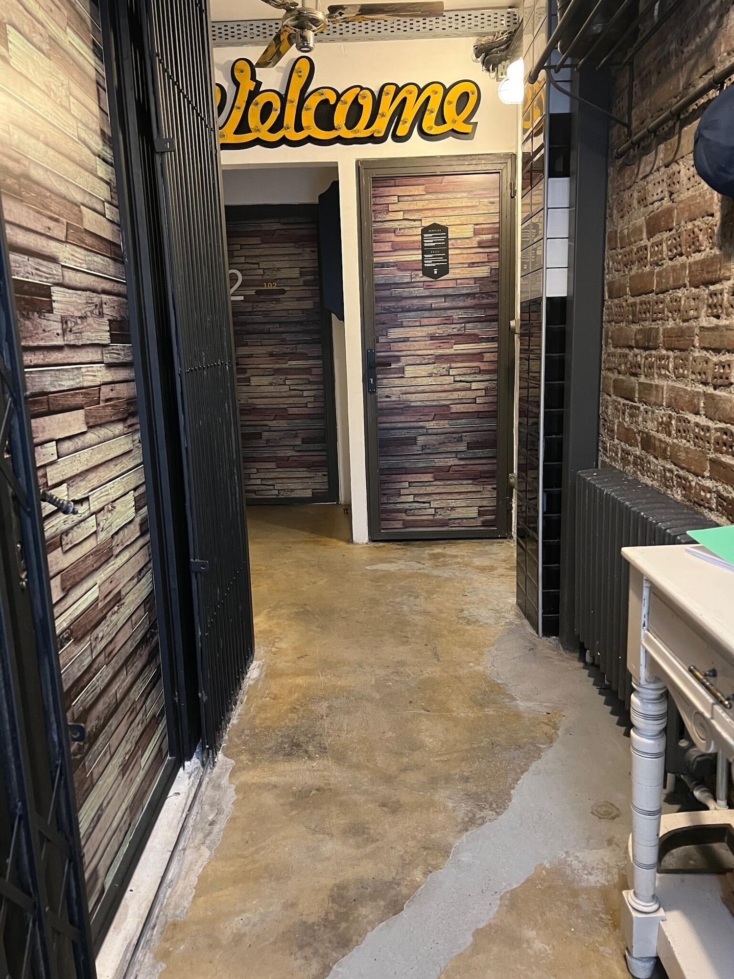 Vista Lobby Adroniki