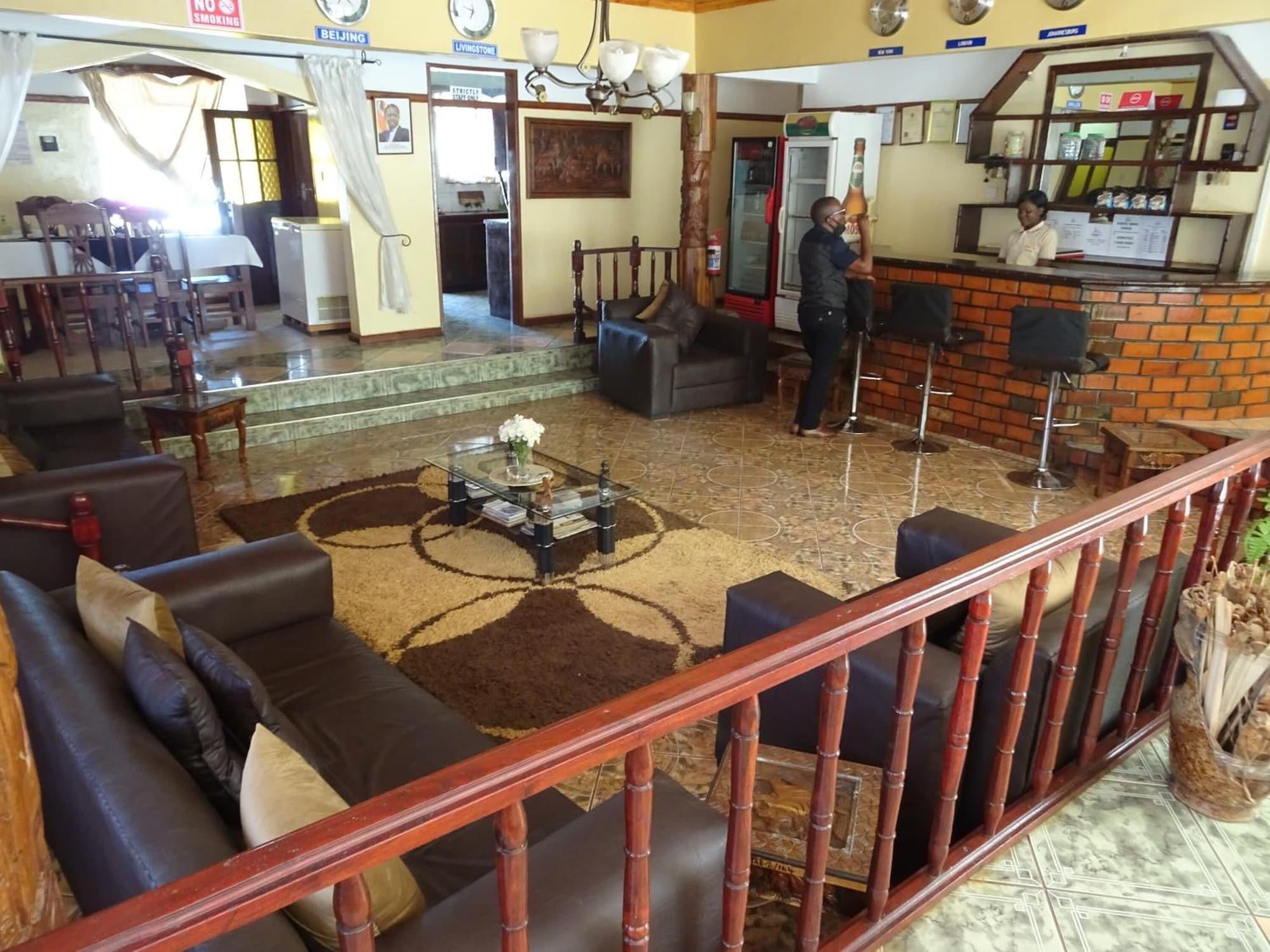 Vista Lobby White Rose Lodge