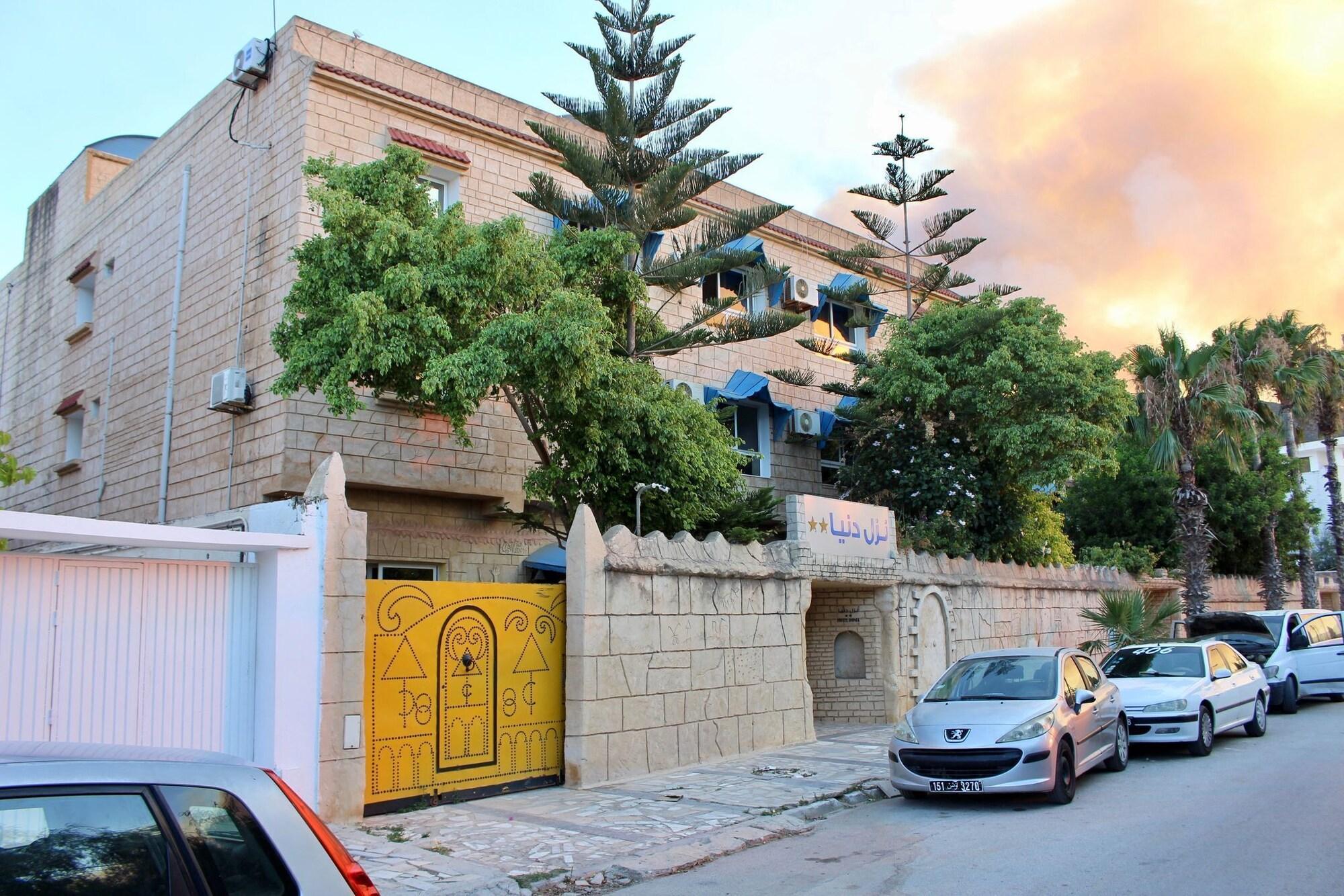Vista Exterior Hotel Donia