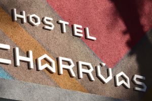Alojamiento - Hostel Charruas