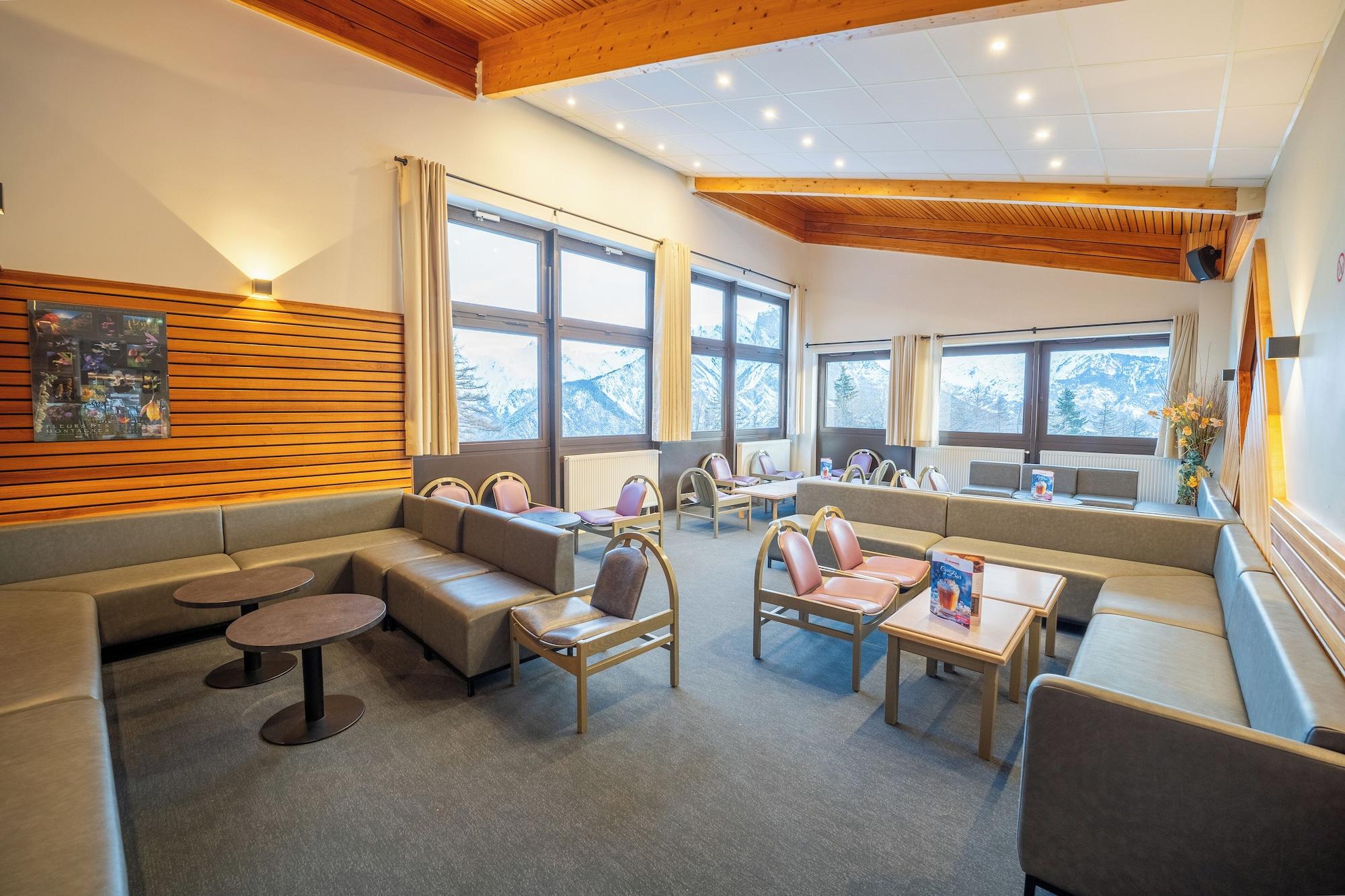 Vista Lobby Azureva Les Karellis
