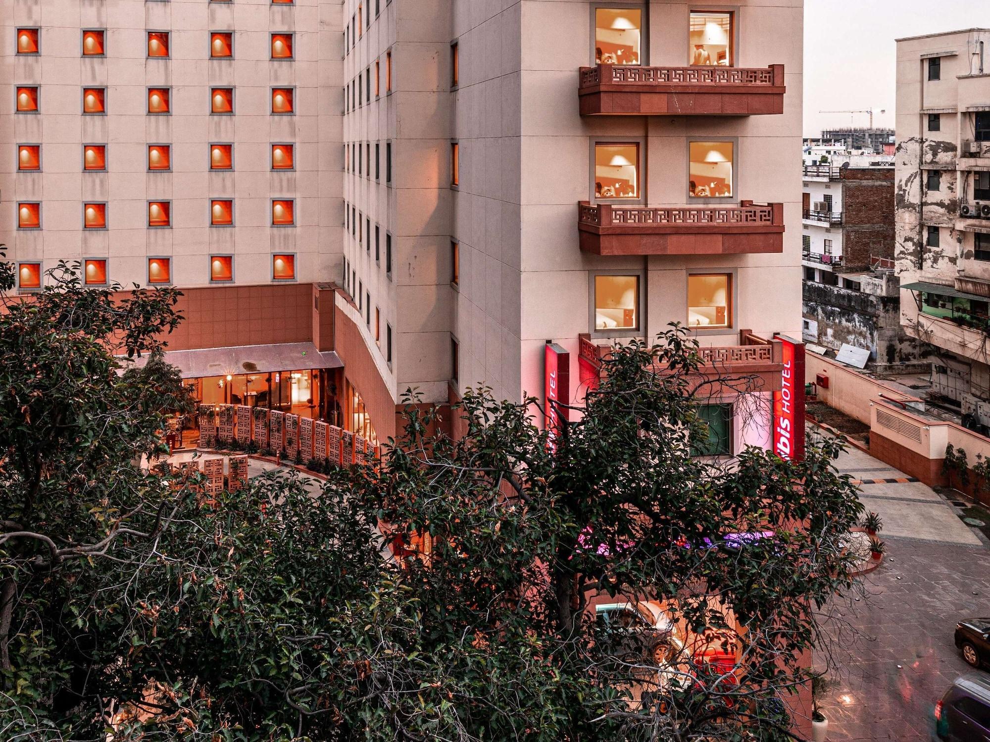 Vista Exterior ibis Jaipur City Centre