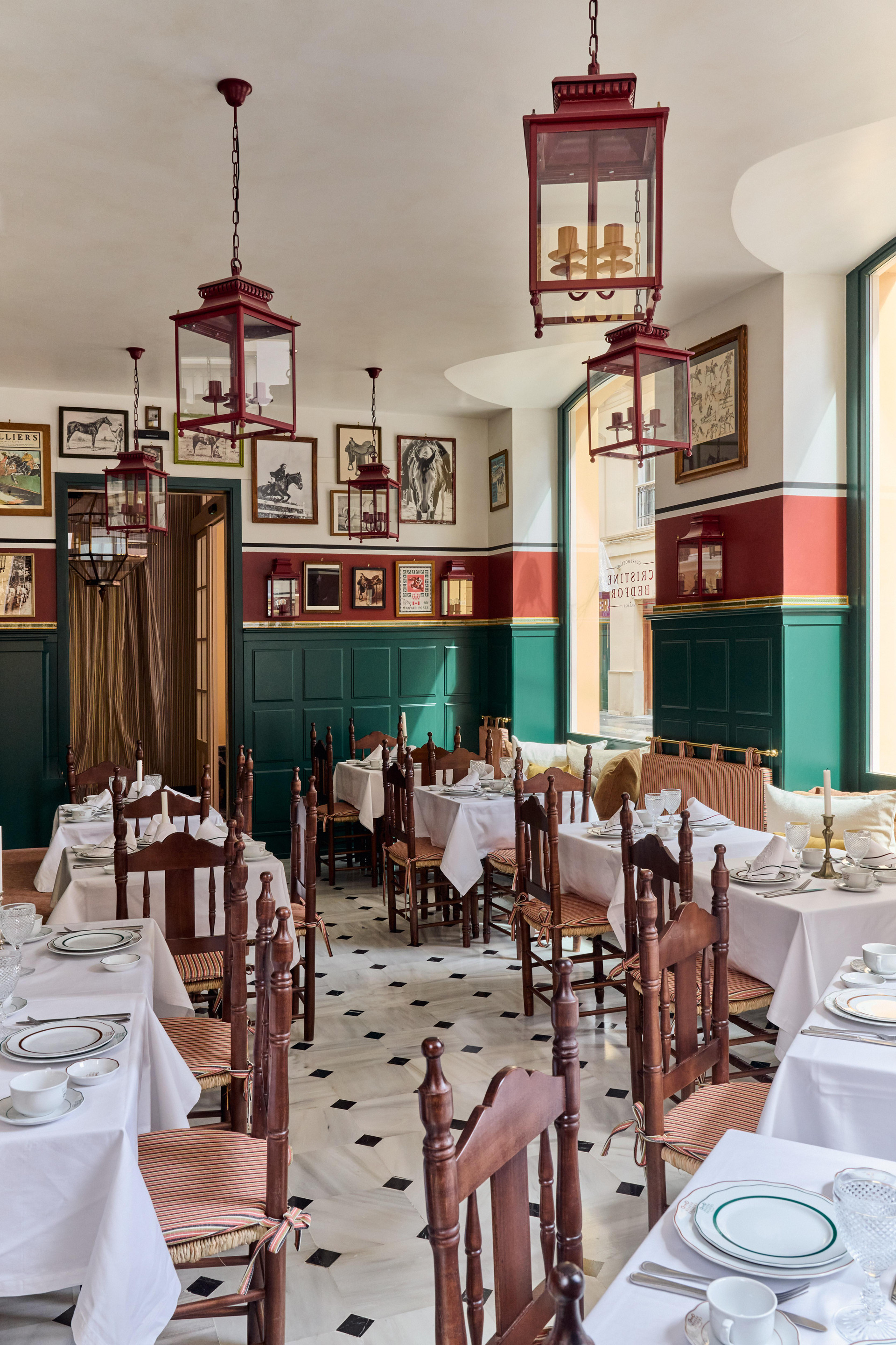 Restaurant Cristine Bedfor Guest Houses Malaga