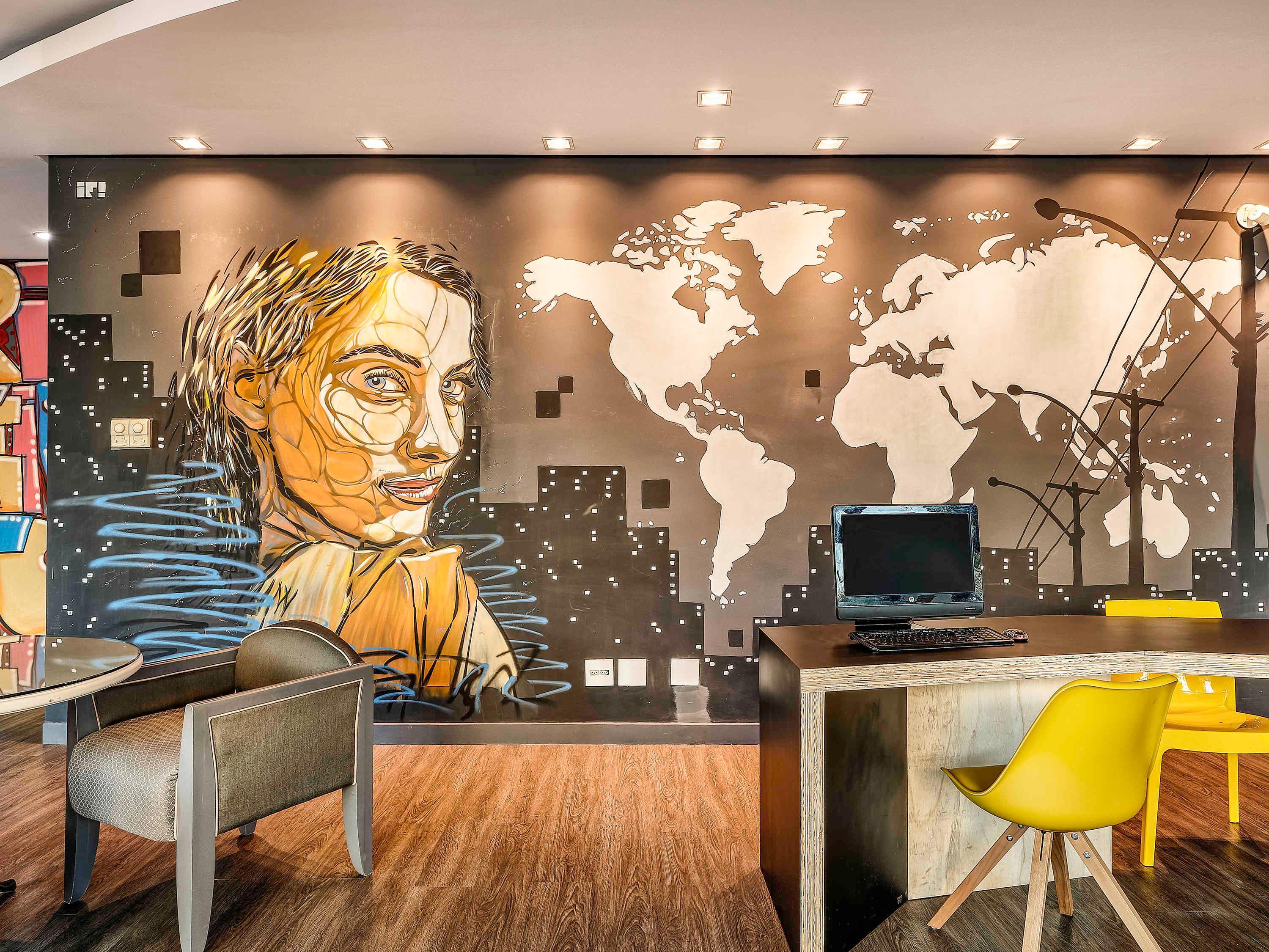 Vista Lobby ibis Taubate