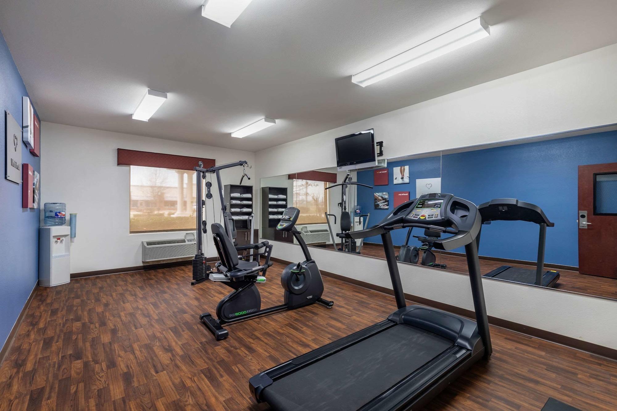 Gimnasio Comfort Suites Ennis
