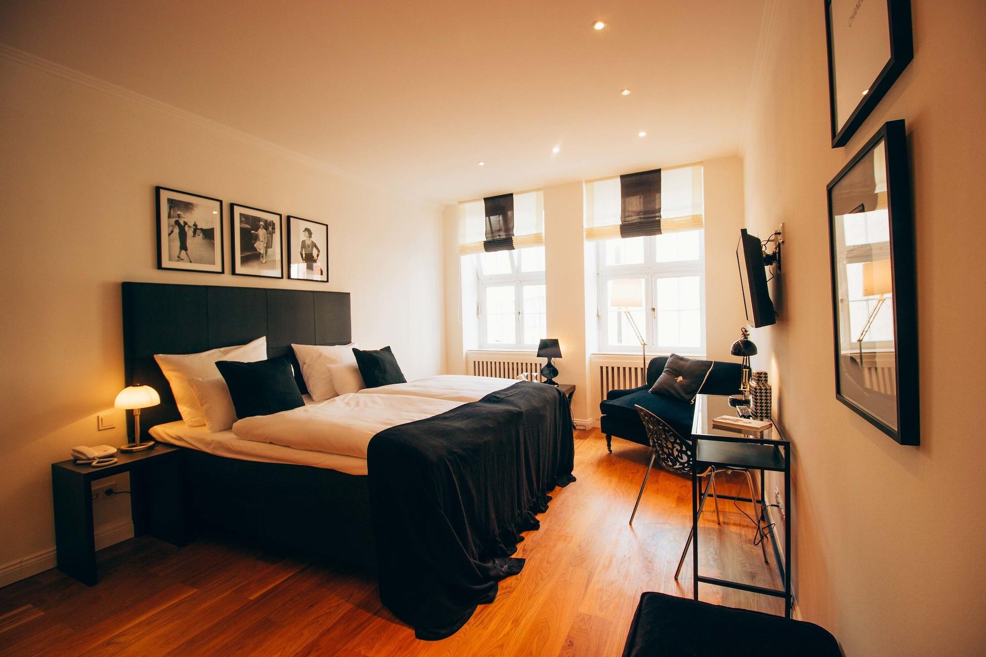 Varios Hotel Classico