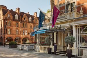 Alojamiento - The Connaught, Maybourne