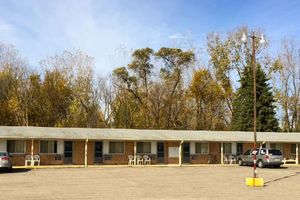 Alojamiento - Alma Motel Alma