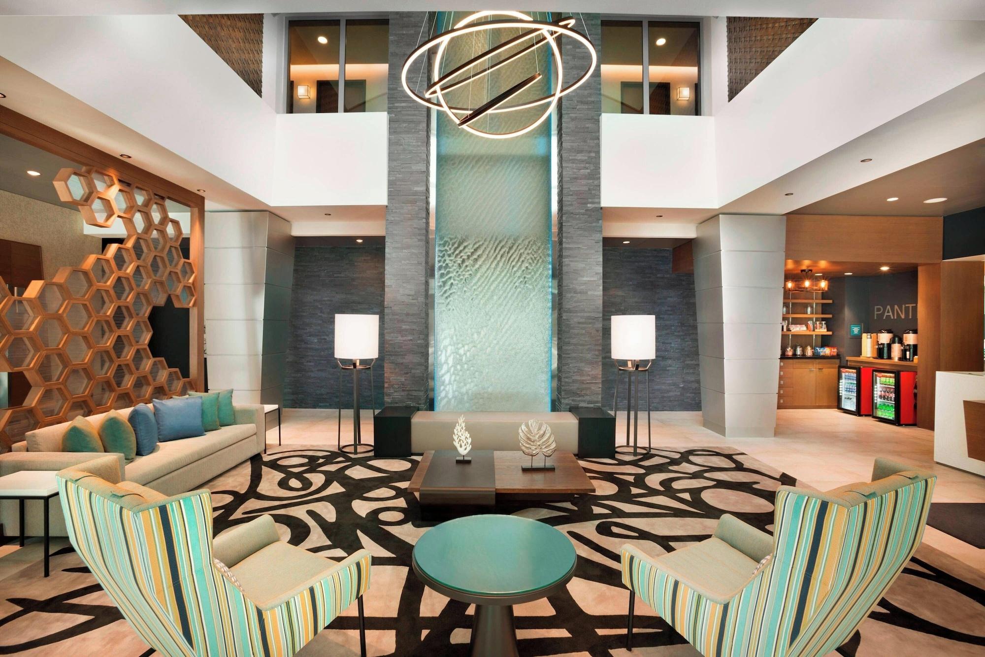 Vista Lobby Four Points by Sheraton Miami Airport
