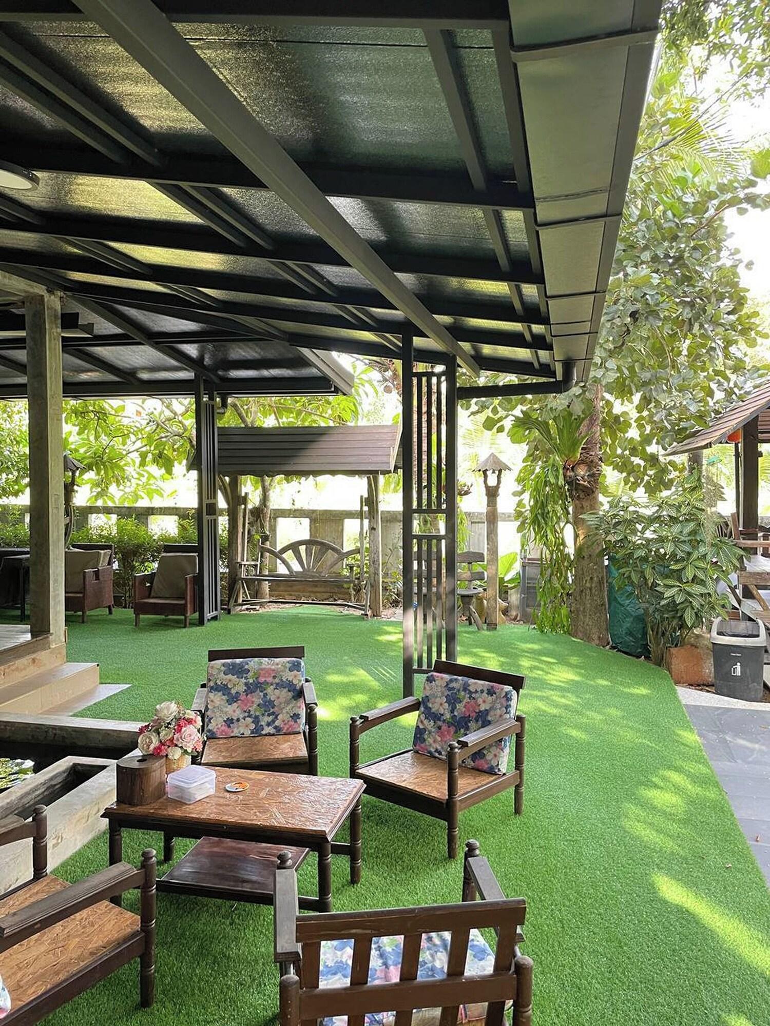 Vista Lobby Boutique Village Hotel