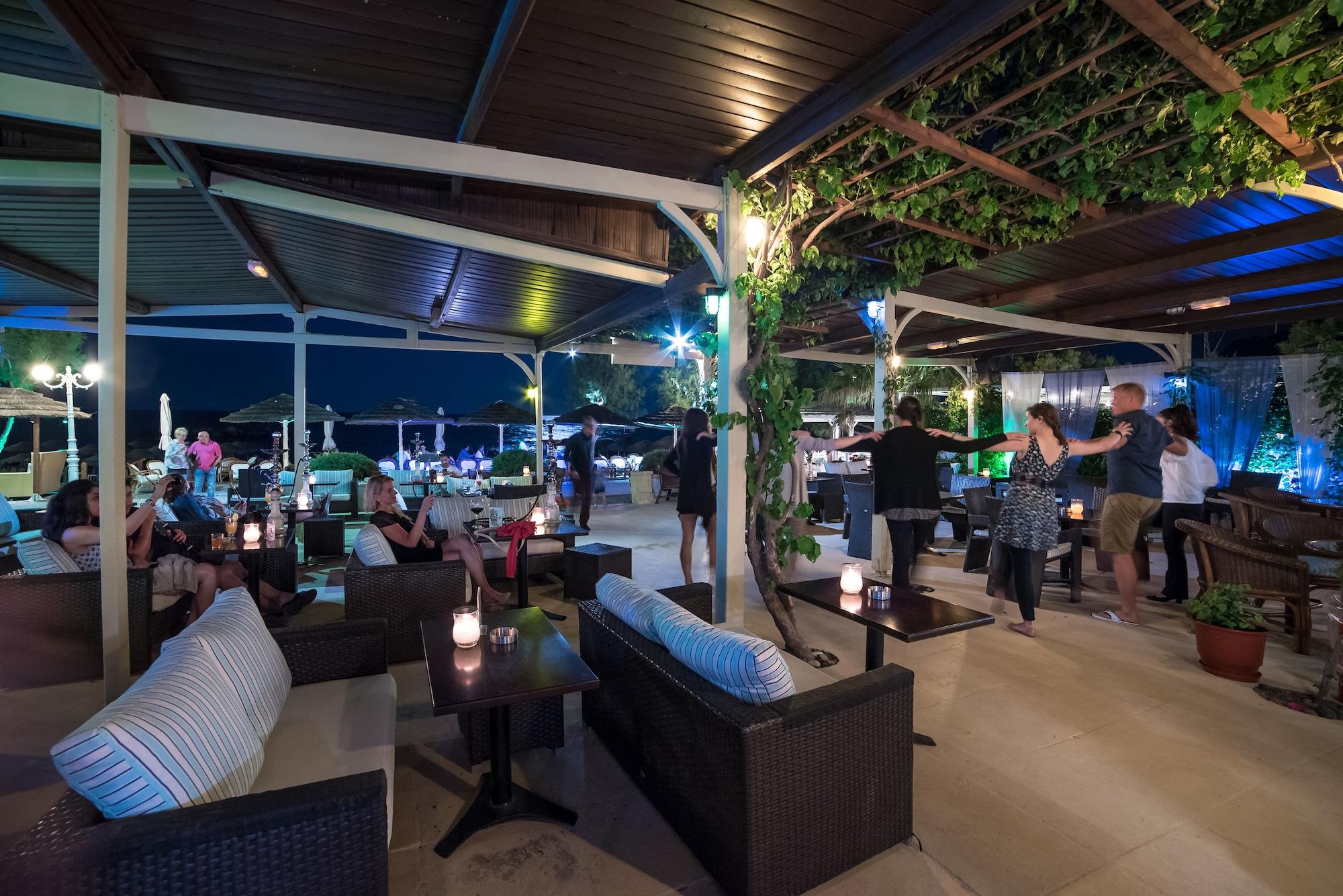 Restaurant Nostos Beach