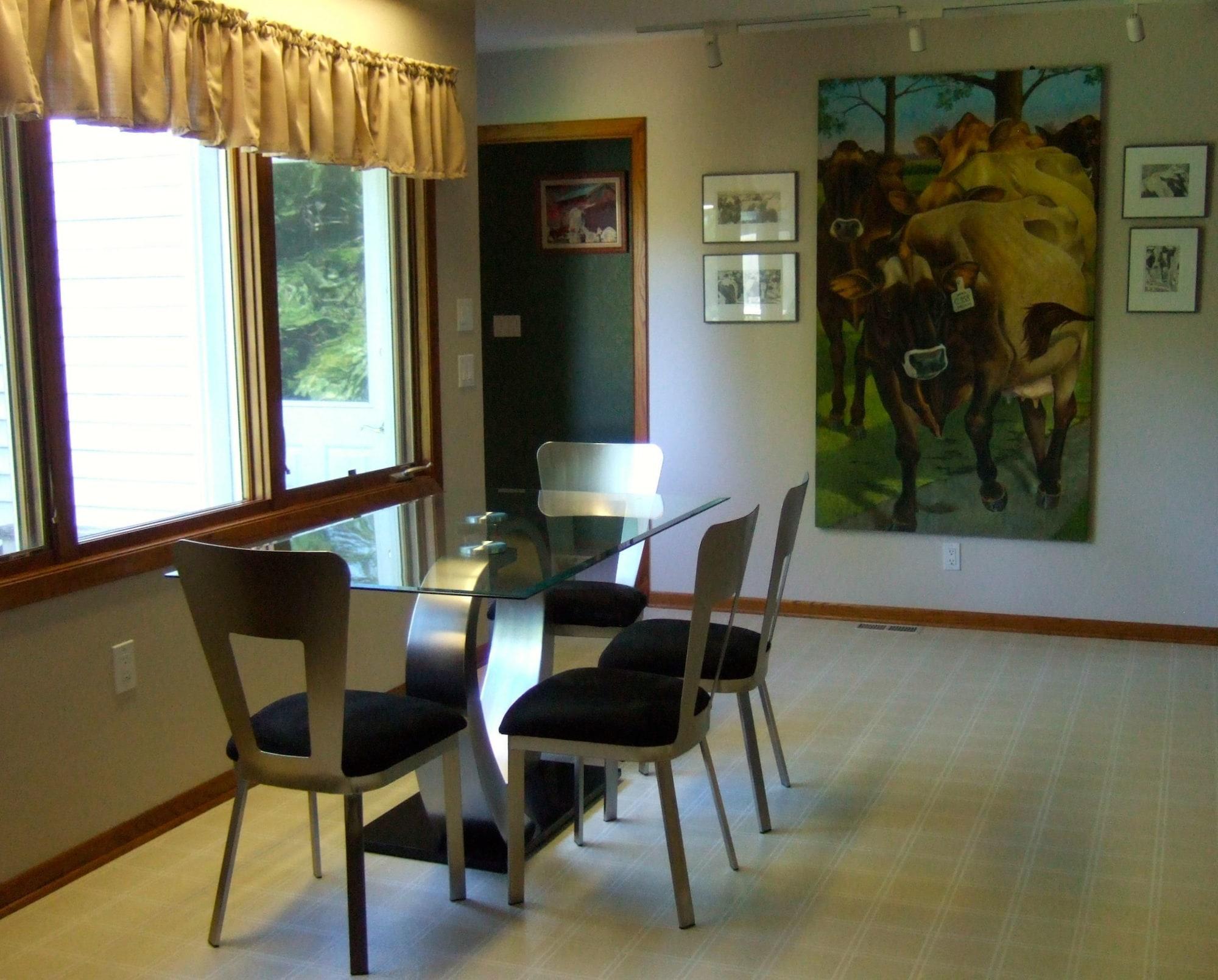 Comodidades del Alojamiento Loya's Little House Bed & Breakfast