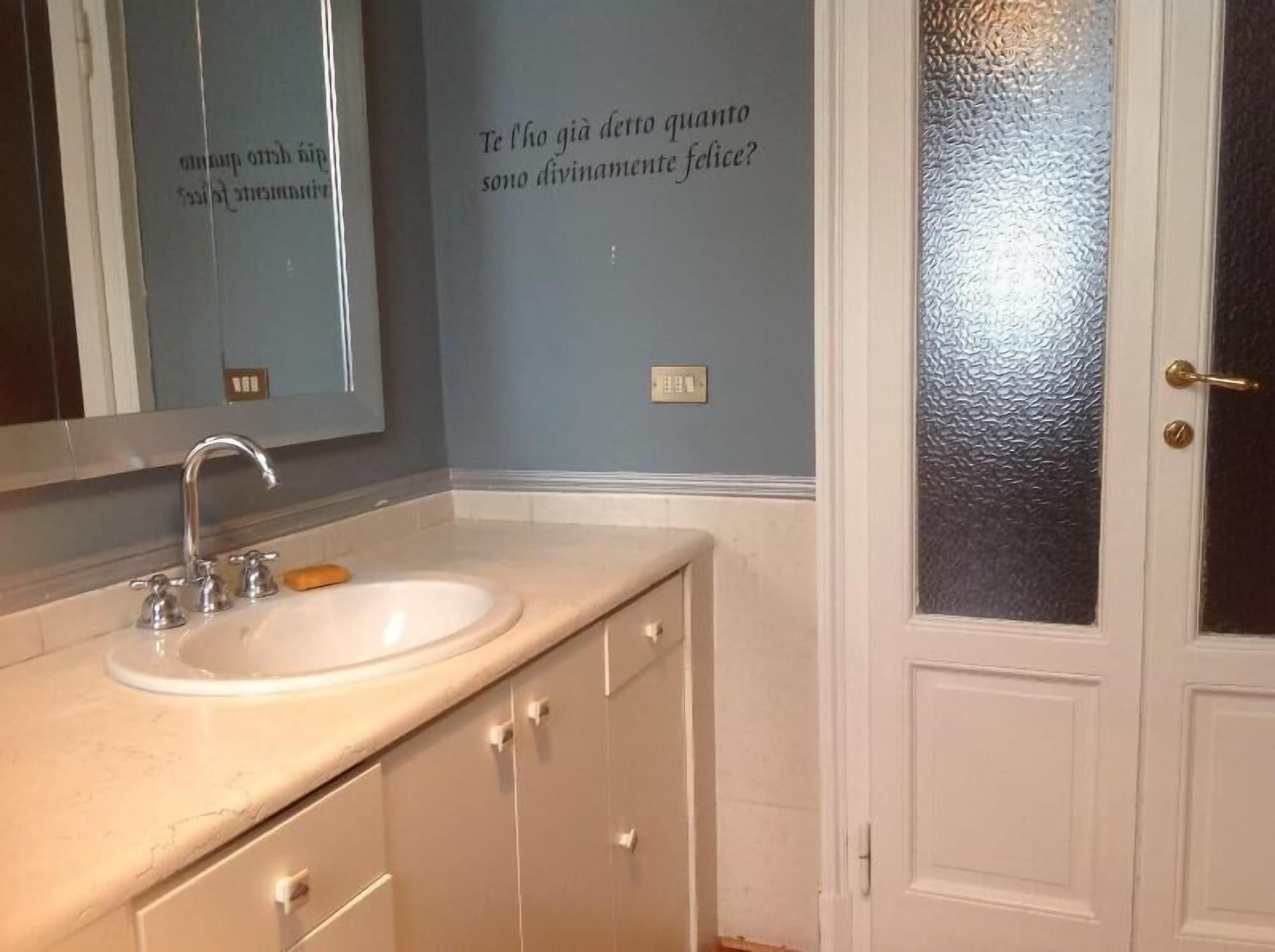 Equipamiento de Habitación Hostel Lumiere