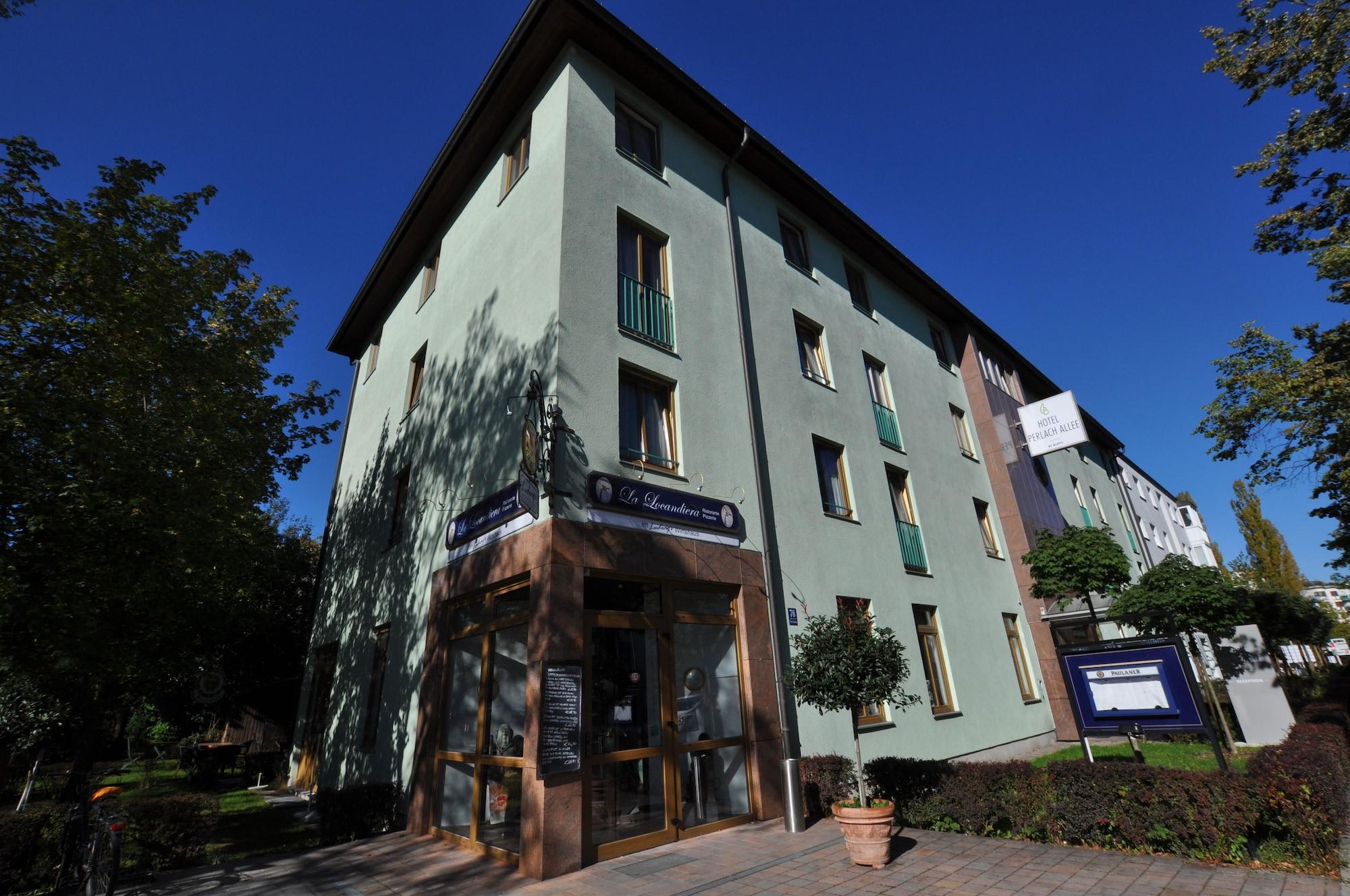 Vista Exterior Hotel Perlach Allee