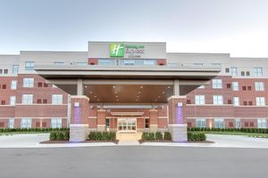 Alojamiento - Holiday Inn Express & Suites Plymouth - Ann Arbor 