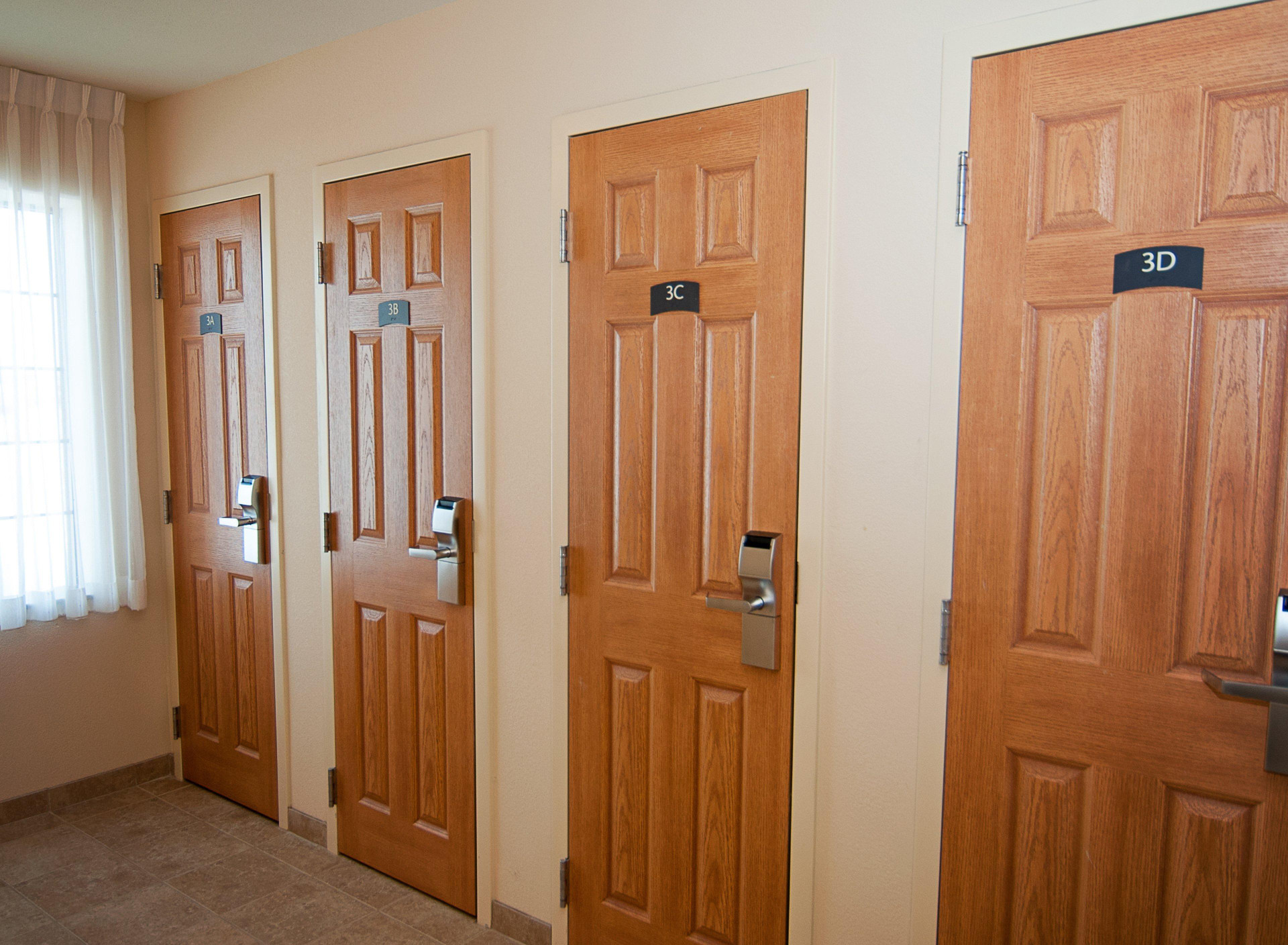 Vista Lobby Staybridge Suites Wichita by IHG