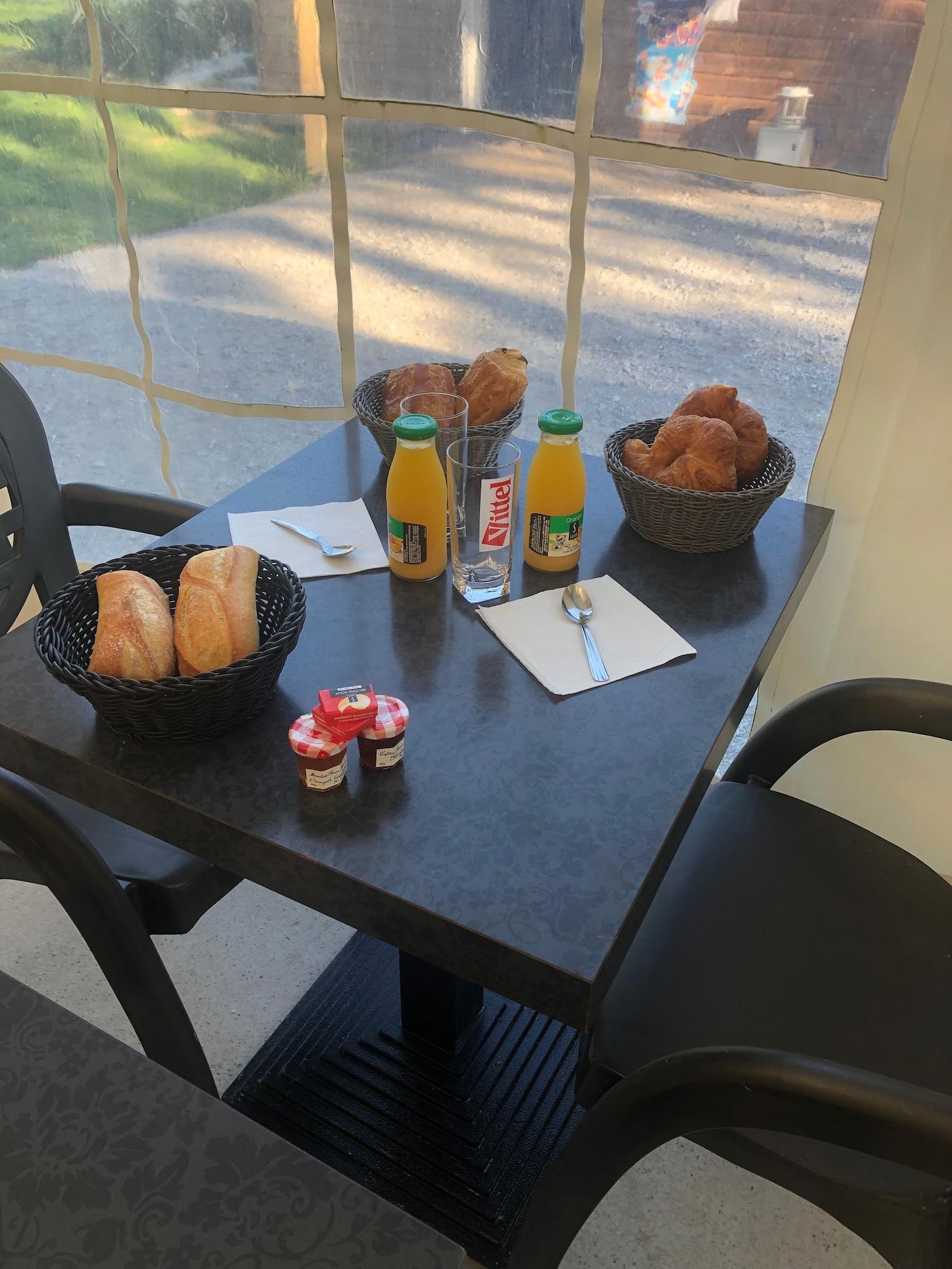 Restaurant Les Gites De Montmartre