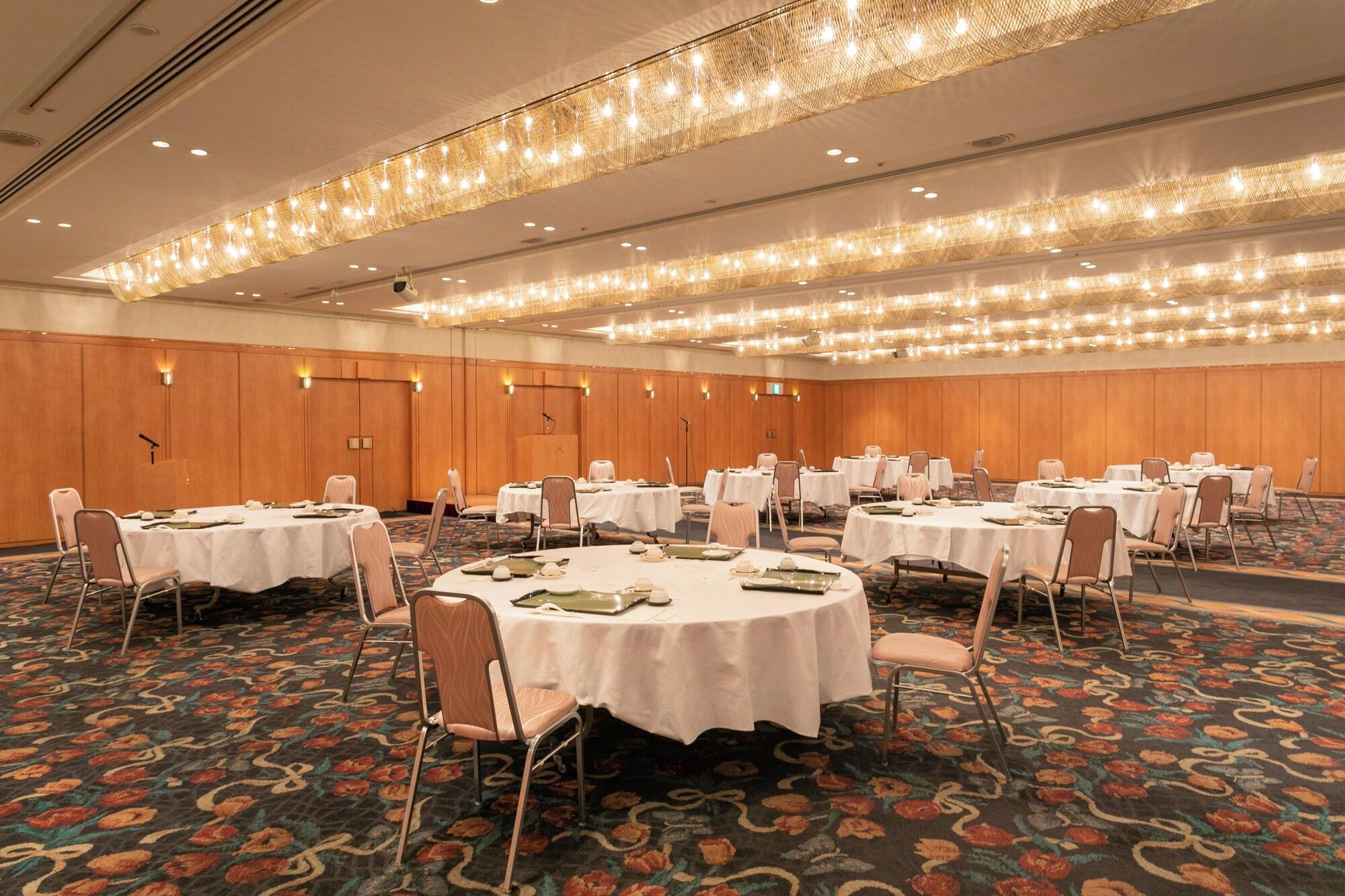 Salón de Baile Hotel Lake Alster Alza Izumiotsu