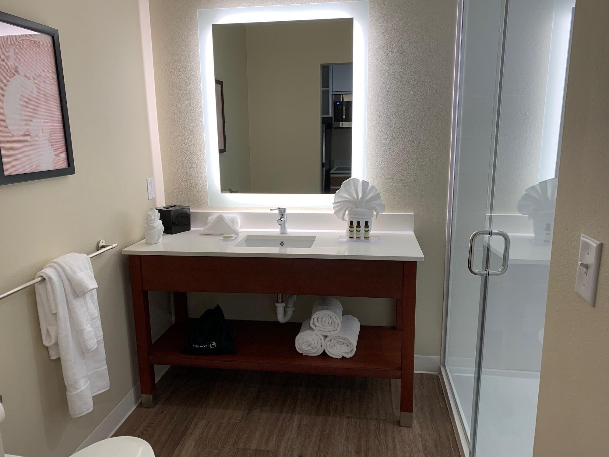 Equipamiento de Habitación Hawthorn Extended Stay by Wyndham Monahans